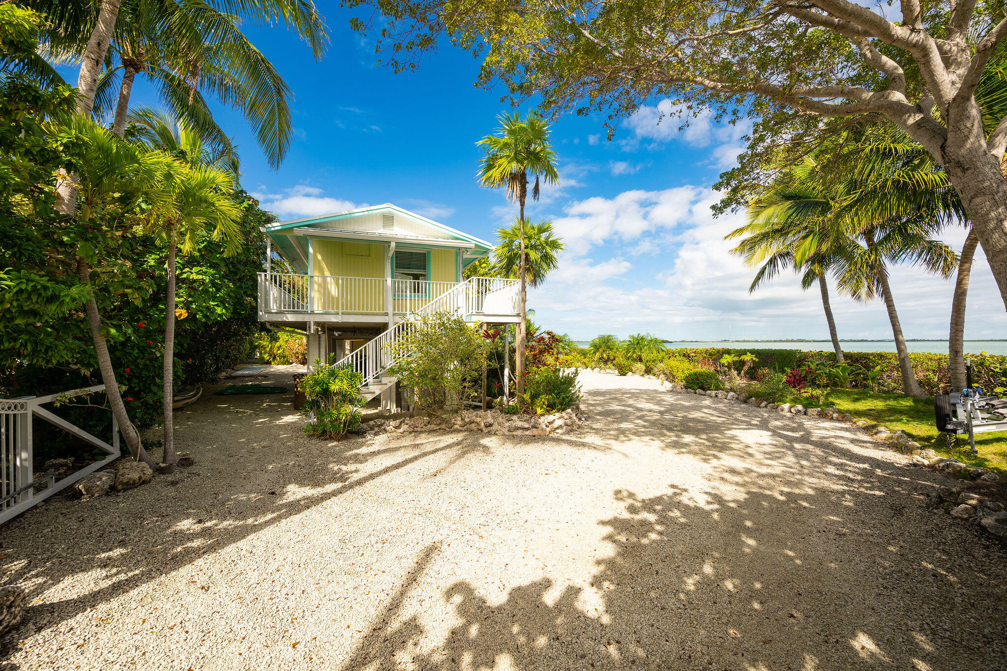 17385 Keystone Road Sugarloaf, FL 33042 - Photo 71 of 74 a view of a backyard of the house