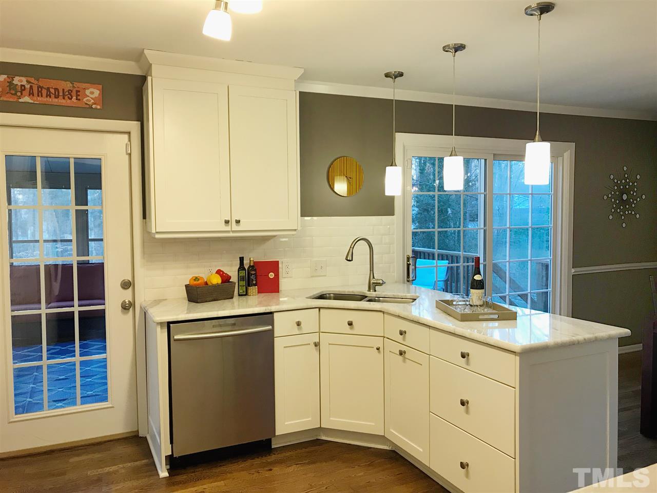 428 Latimer Road Raleigh, NC 27609 - Photo 2 of 25