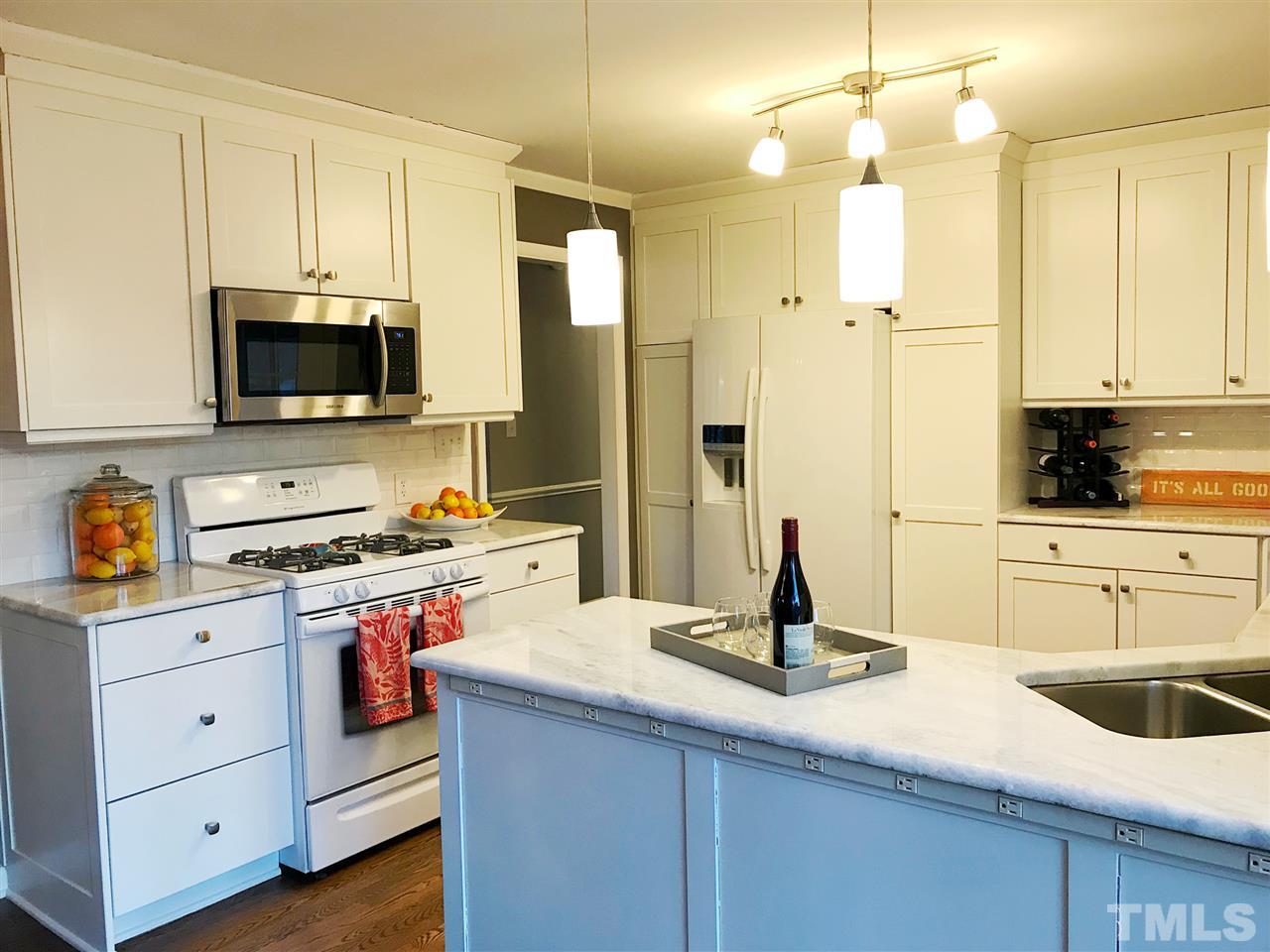 428 Latimer Road Raleigh, NC 27609 - Photo 4 of 25
