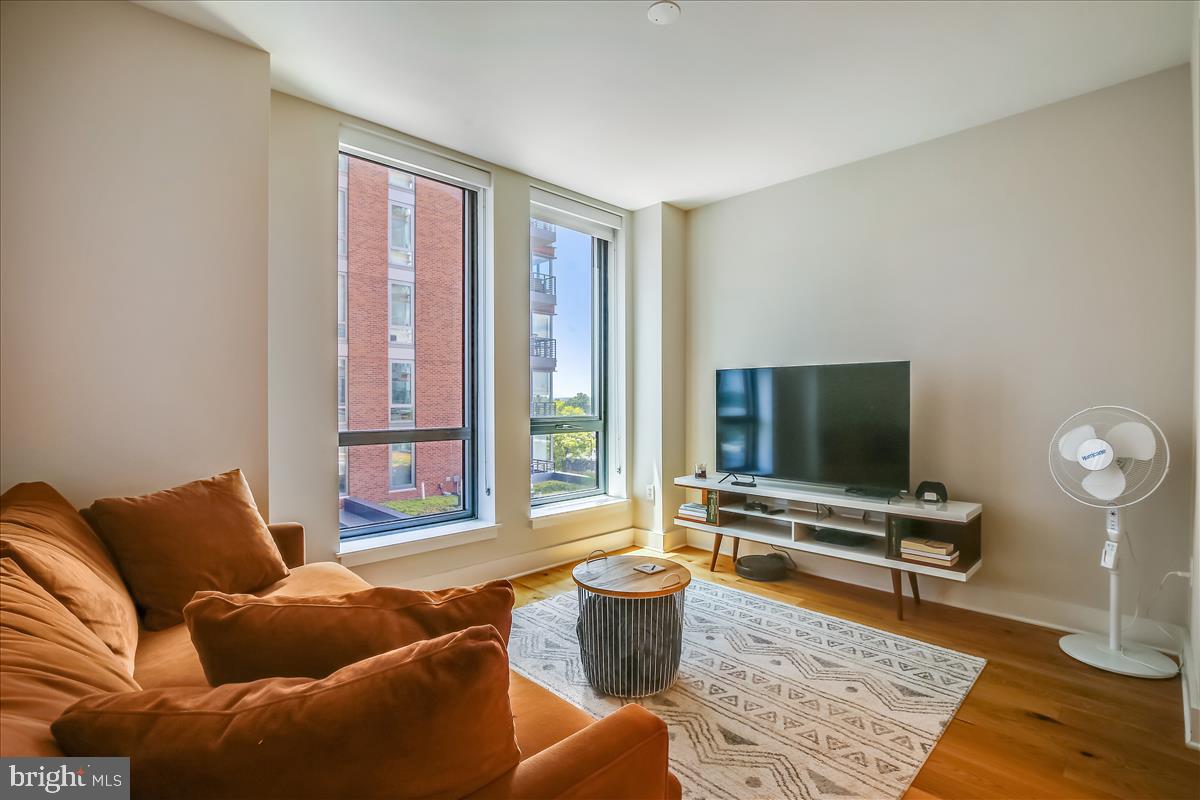 1211 Van Street Southeast, Unit 602 Washington, DC 20003 - Photo 5 of 15