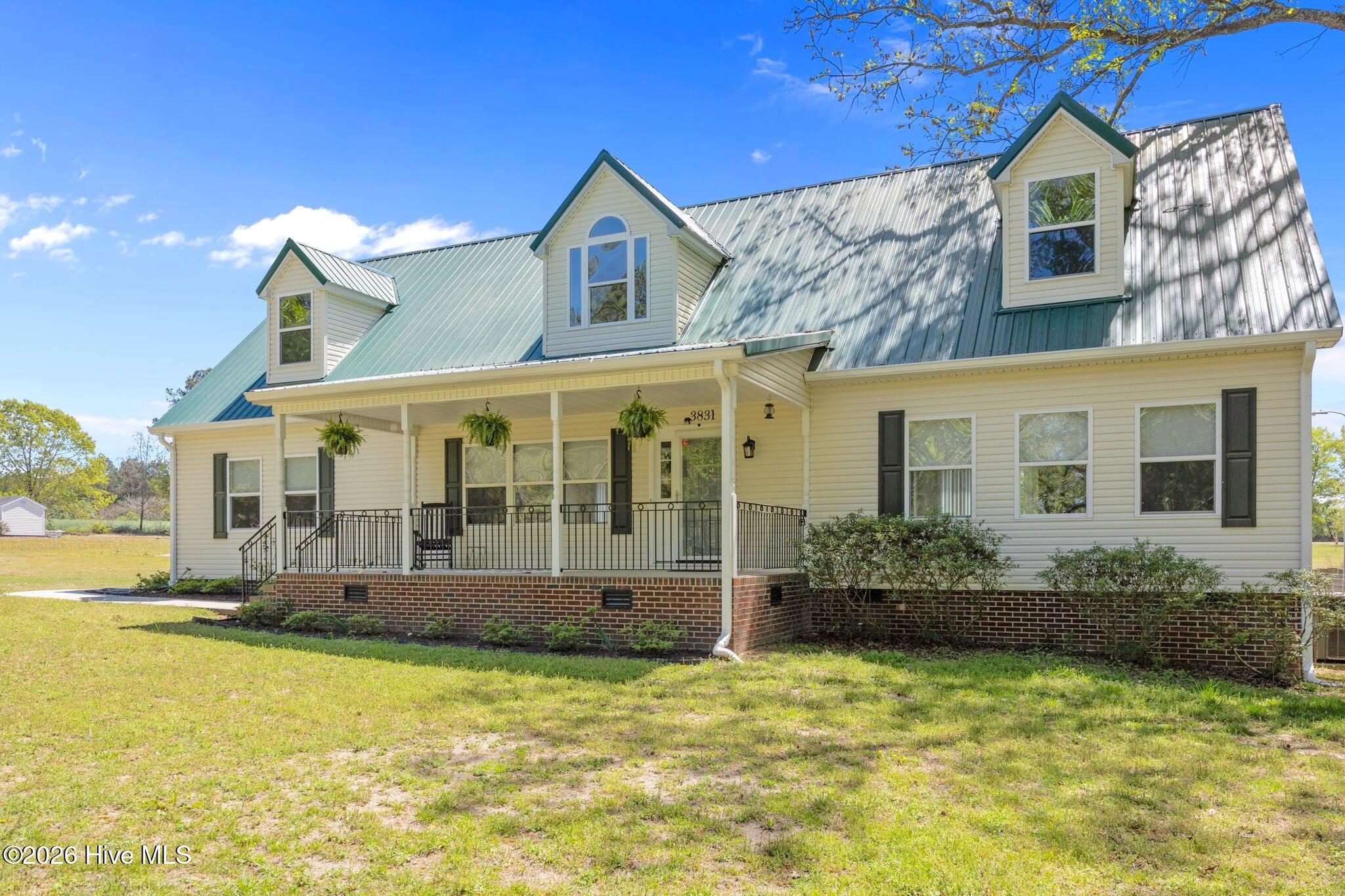 3831 Swanns Station Road Sanford, NC 27332 - Photo 2 of 40 Sideofhome2