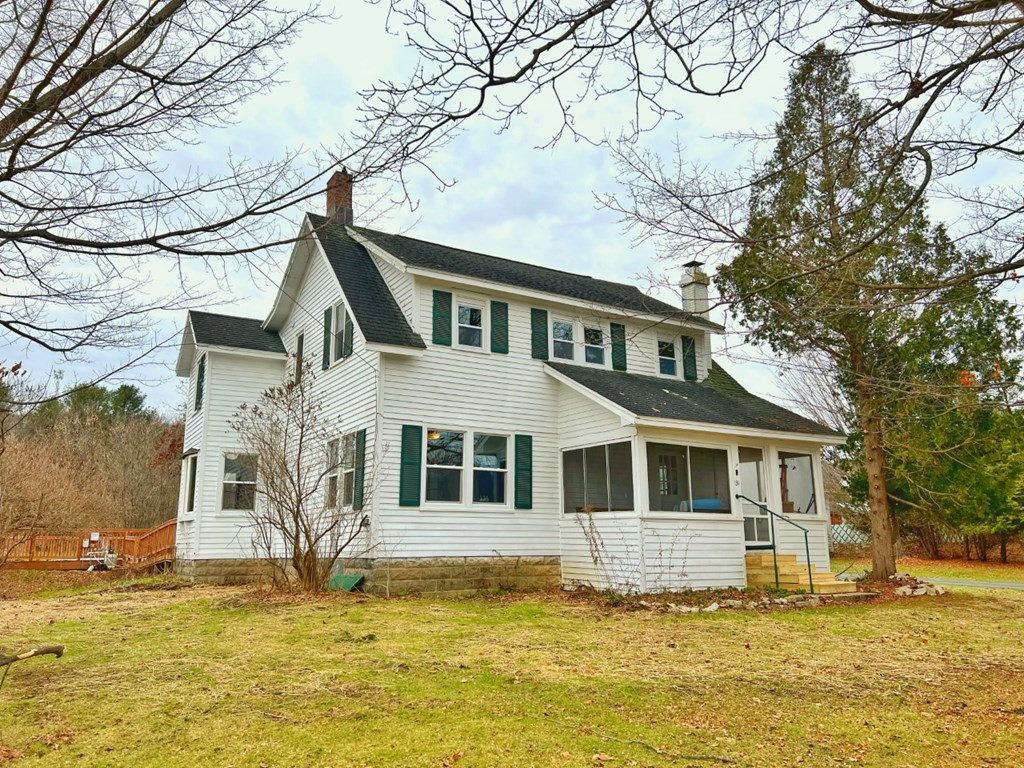 131 Old State Road Poland, NY 13431 - Photo 2 of 34 Gallery Image 2