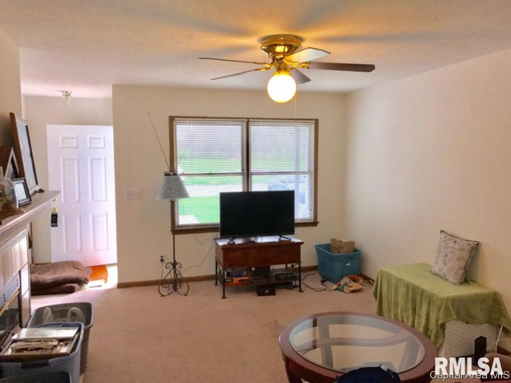 102 Genoa Drive Springfield, IL 62703 - Photo 7 of 13 Gallery Image 7