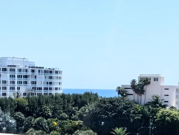 $5,900 | 2840 South Ocean Boulevard, Unit 6110, Palm Beach, FL 33480