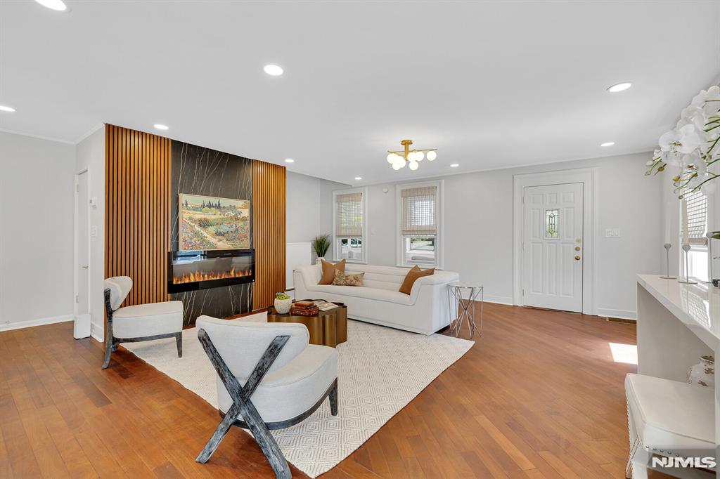 25 Riverview Avenue Rutherford, NJ 07070 - Photo 10 of 50