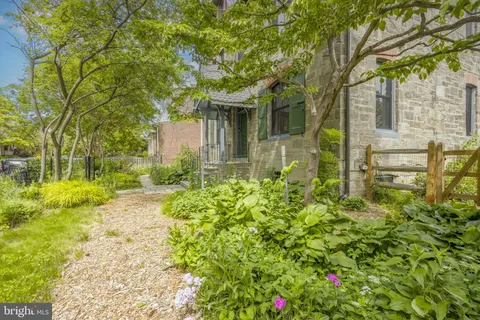$1,895,000 | 148 West Highland Avenue, Philadelphia, PA 19118