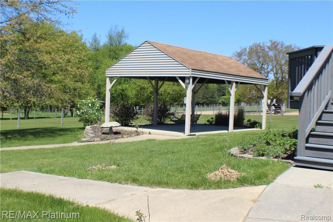 7961 Parshallville Road Fenton, MI 48430 - Photo 20 of 30 IMG_0374.JPG