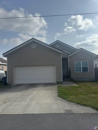 $86,000 | 2077 Ravier Lane, St. Gabriel, LA 70780