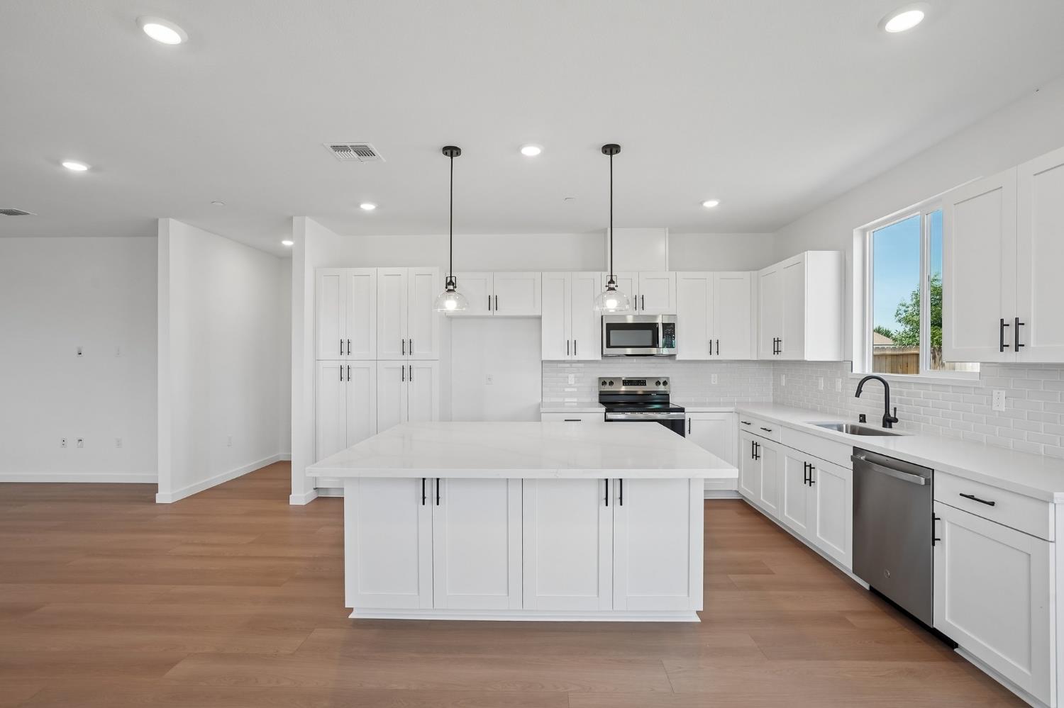 1639 Hansen Ranch Road Olivehurst, CA 95961 - Photo 14 of 48