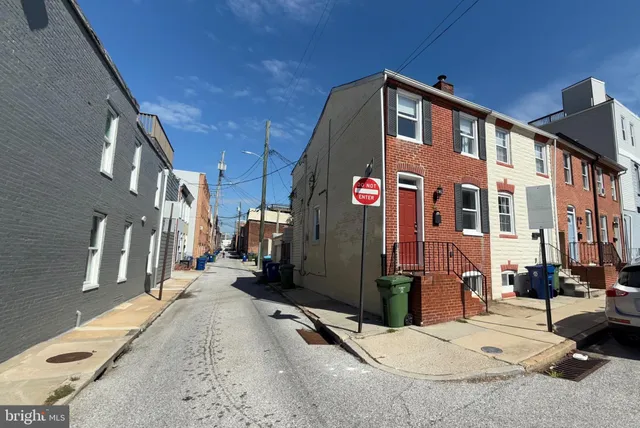 $1,950 | 40 East Barney Street, Baltimore, MD 21230
