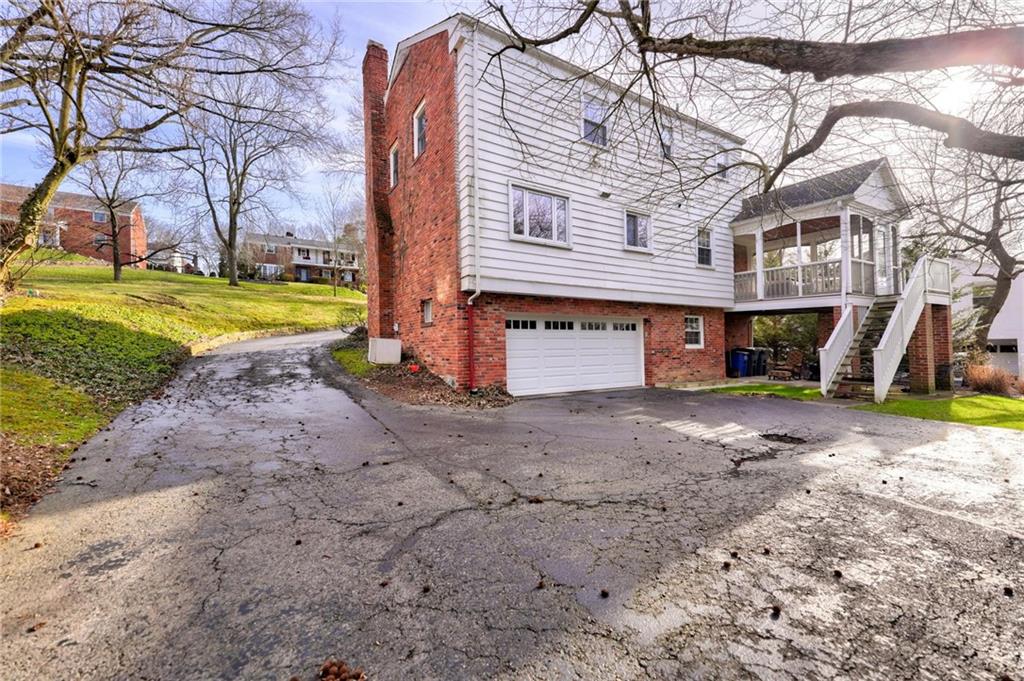 897 Old Hickory Road Pittsburgh, PA 15243 - Photo 23 of 25 Gallery Image 23