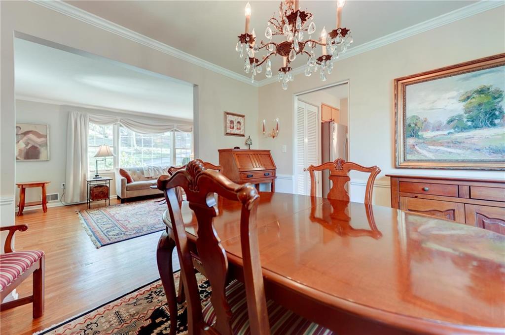 897 Old Hickory Road Pittsburgh, PA 15243 - Photo 7 of 25 Gallery Image 7