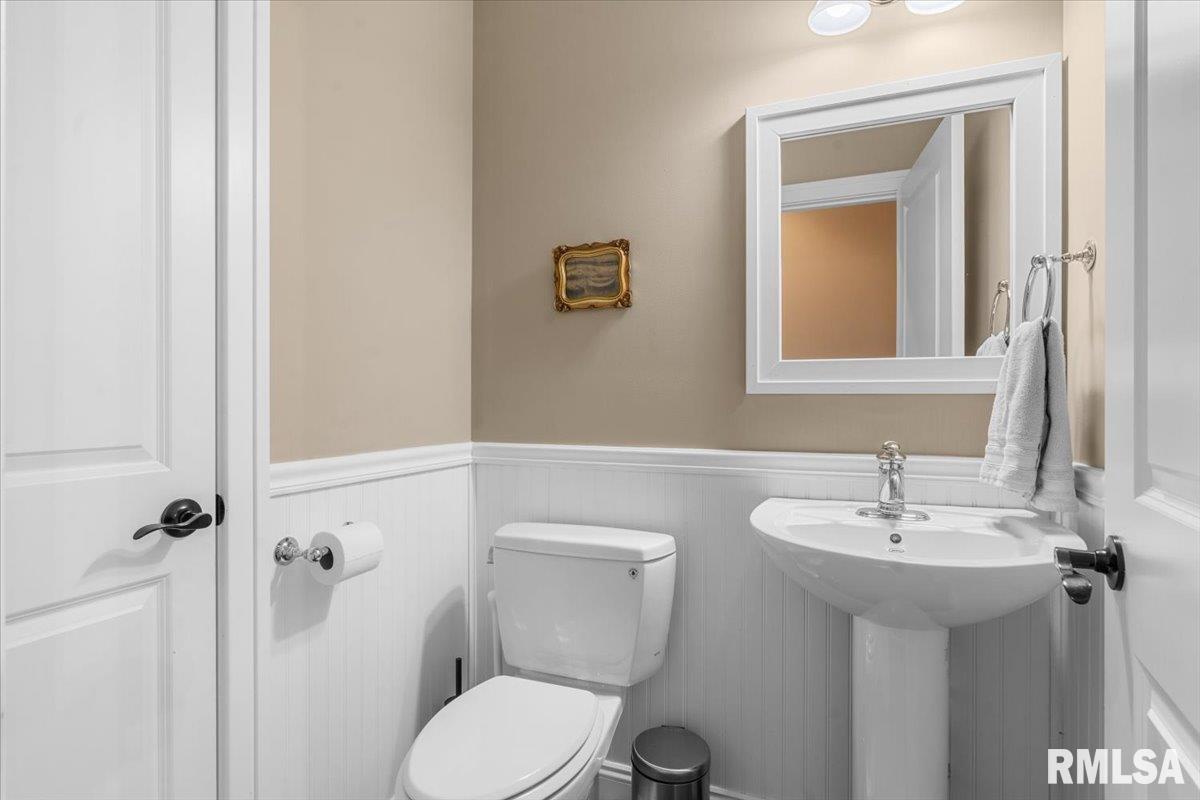 6405 12 Oaks Court Springfield, IL 62712 - Photo 14 of 54