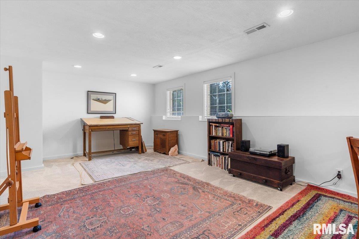 6405 12 Oaks Court Springfield, IL 62712 - Photo 37 of 54