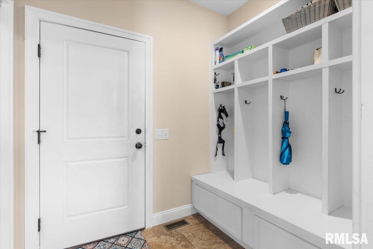 6405 12 Oaks Court Springfield, IL 62712 - Photo 41 of 54