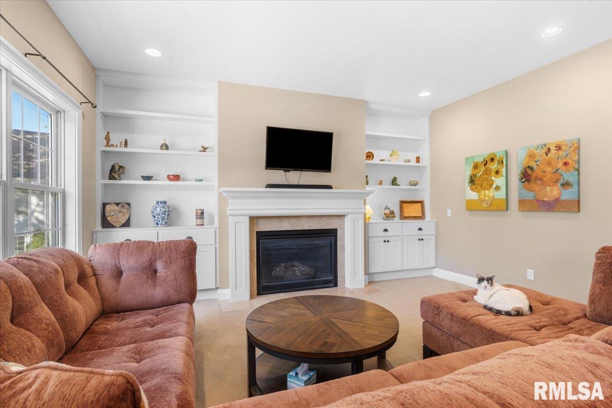 6405 12 Oaks Court Springfield, IL 62712 - Photo 5 of 54