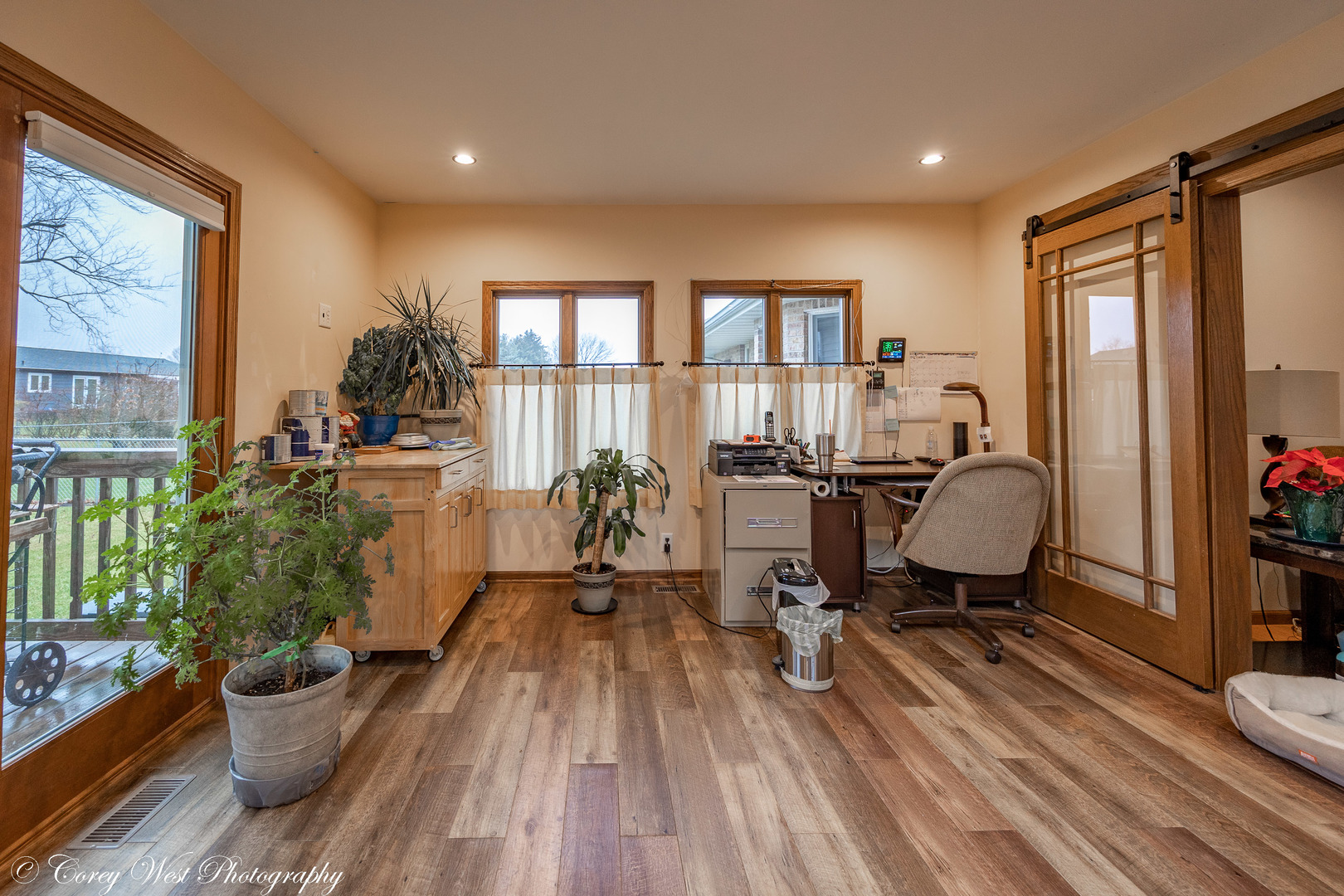 1008 Sunset Terrace Rochelle, IL 61068 - Photo 10 of 30 a workspace with furniture window and wooden floor