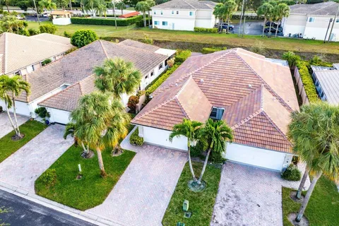 $419,000 | 5505 Grande Palm Circle, Delray Beach, FL 33484