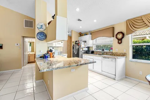 $419,000 | 5505 Grande Palm Circle, Delray Beach, FL 33484