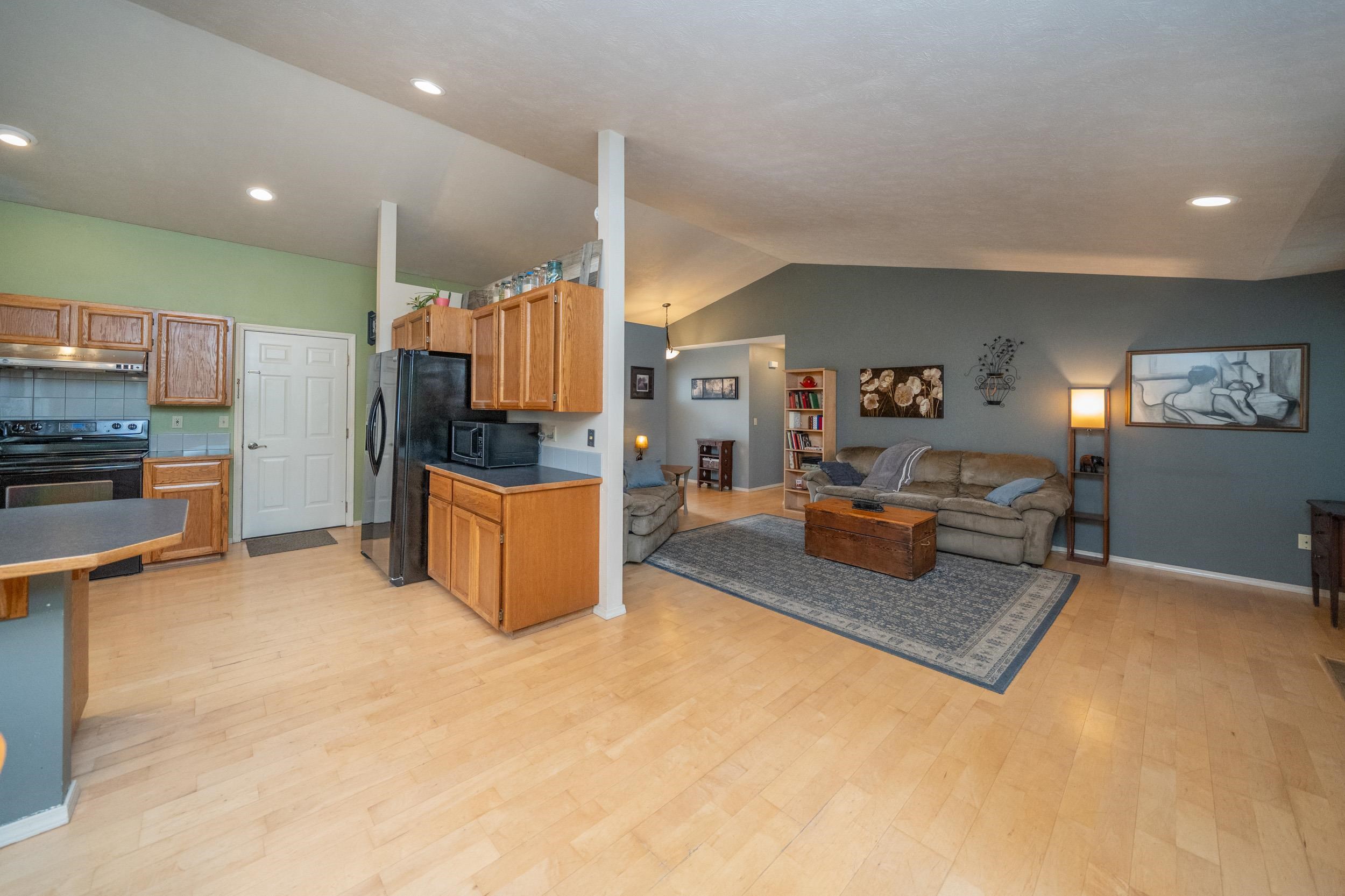 5010 West Barnes Road Spokane, WA 99208 - Photo 4 of 48