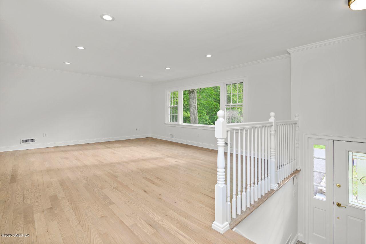 63 Lancer Road Riverside, CT 06878 - Photo 21 of 39 021