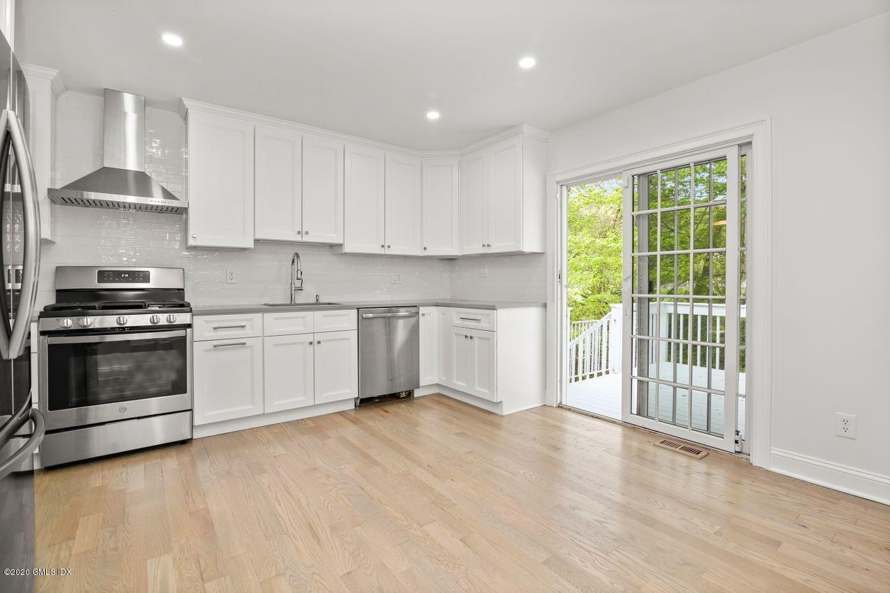 63 Lancer Road Riverside, CT 06878 - Photo 23 of 39 023