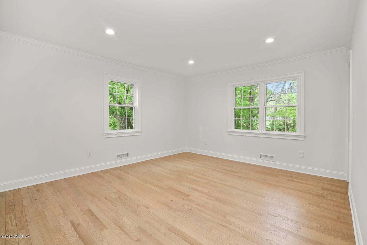 63 Lancer Road Riverside, CT 06878 - Photo 26 of 39 026