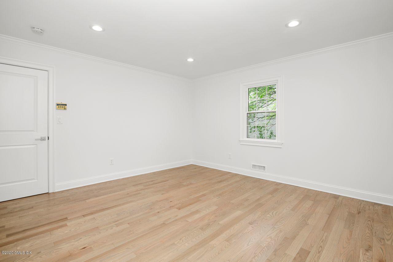 63 Lancer Road Riverside, CT 06878 - Photo 29 of 39 029