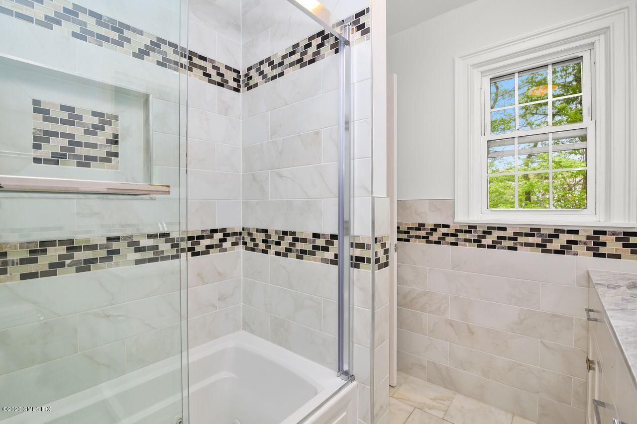 63 Lancer Road Riverside, CT 06878 - Photo 30 of 39 030