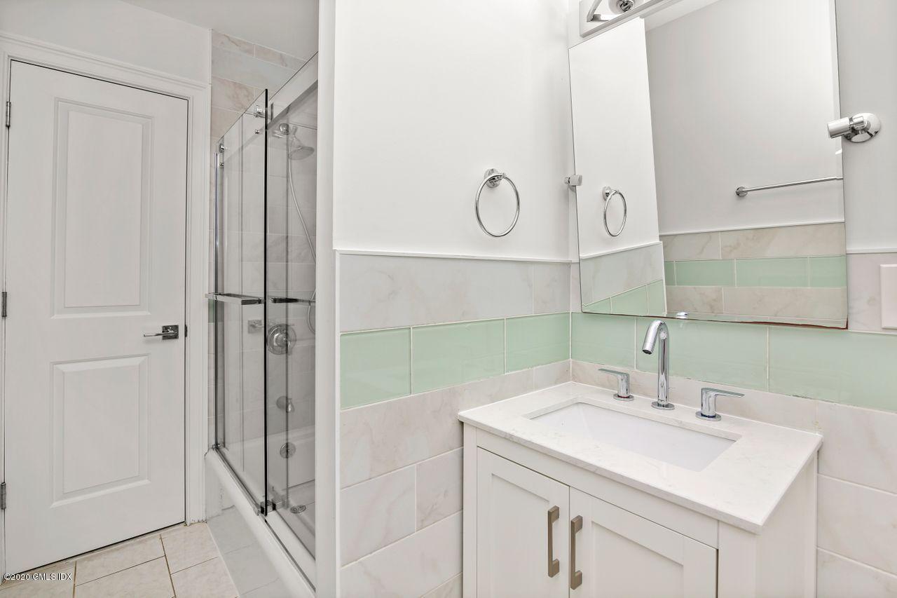 63 Lancer Road Riverside, CT 06878 - Photo 34 of 39 034