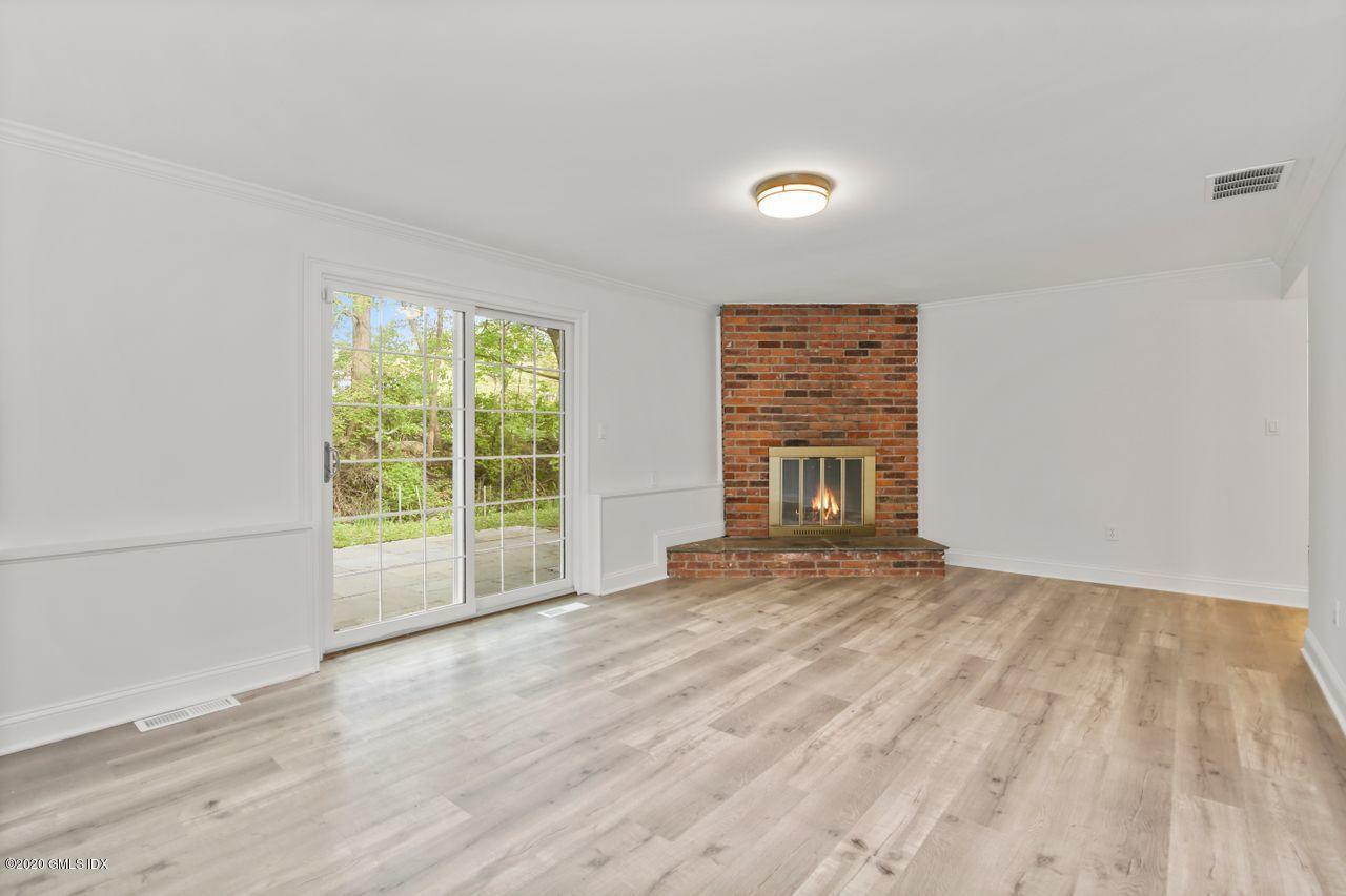 63 Lancer Road Riverside, CT 06878 - Photo 35 of 39 036