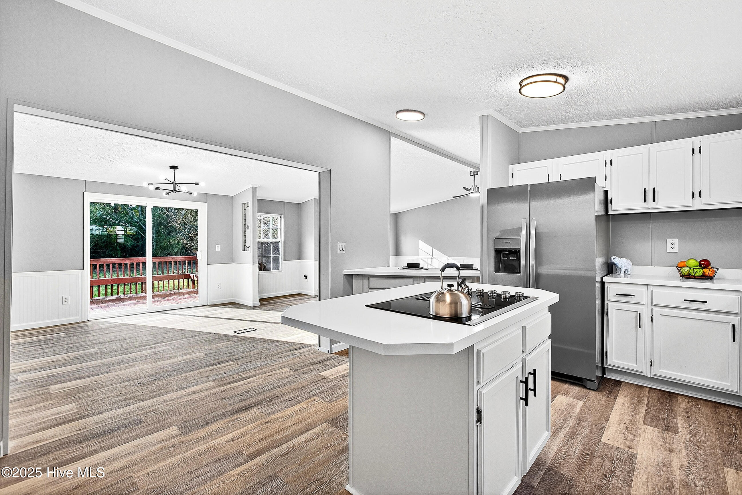 1500 Kader Merritt Road Rose Hill, NC 28458 - Photo 16 of 43 Kitchen/Dining Room