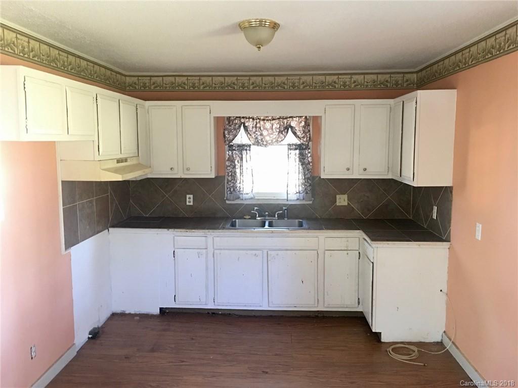 1452 Legion Road, Unit 2 Fort Mill, SC 29715 - Photo 5 of 8 Gallery Image 5