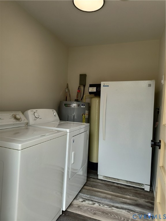 9913 Graves Road Petersburg, VA 23803 - Photo 8 of 24 a utility room with dryer and washer