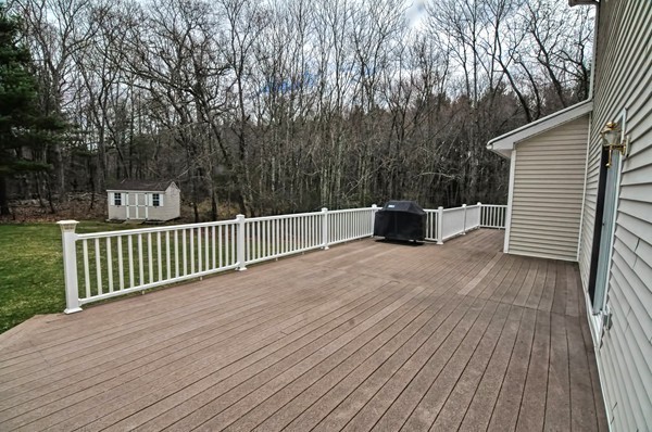 121 Stone School Road Sutton, MA 01590 - Photo 13 of 30