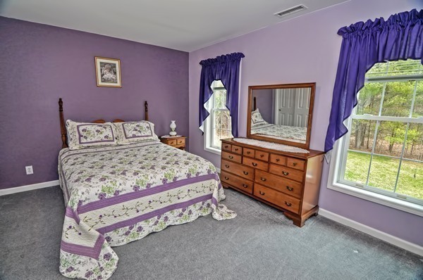 121 Stone School Road Sutton, MA 01590 - Photo 21 of 30