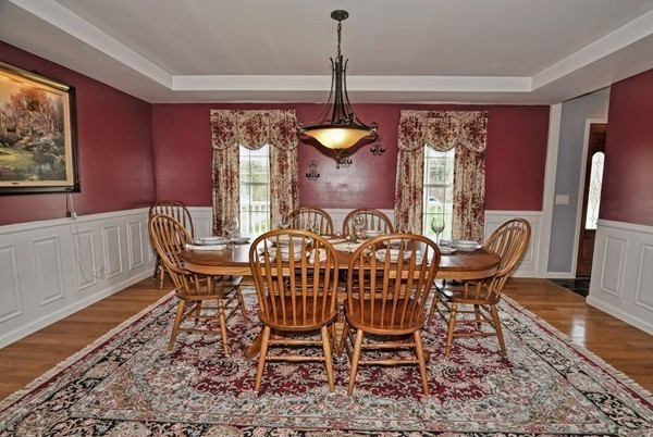 121 Stone School Road Sutton, MA 01590 - Photo 9 of 30