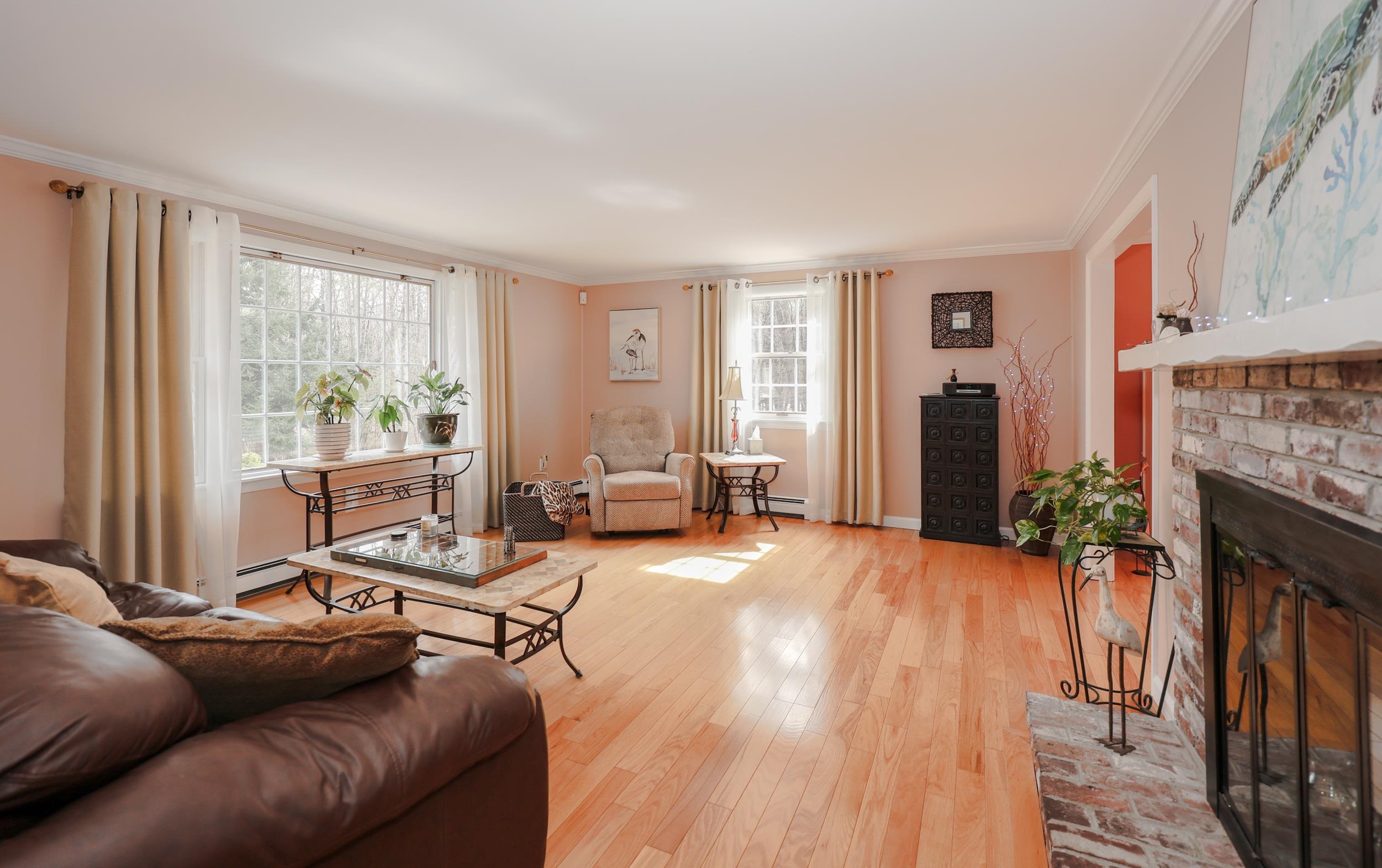 125 Nashua Road Bedford, NH 03110 - Photo 17 of 55