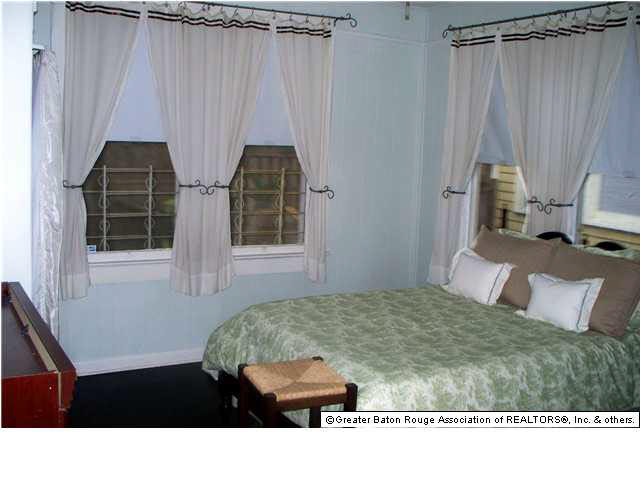 1827 Tulip Street Baton Rouge, LA 70802 - Photo 13 of 15 Gallery Image 13