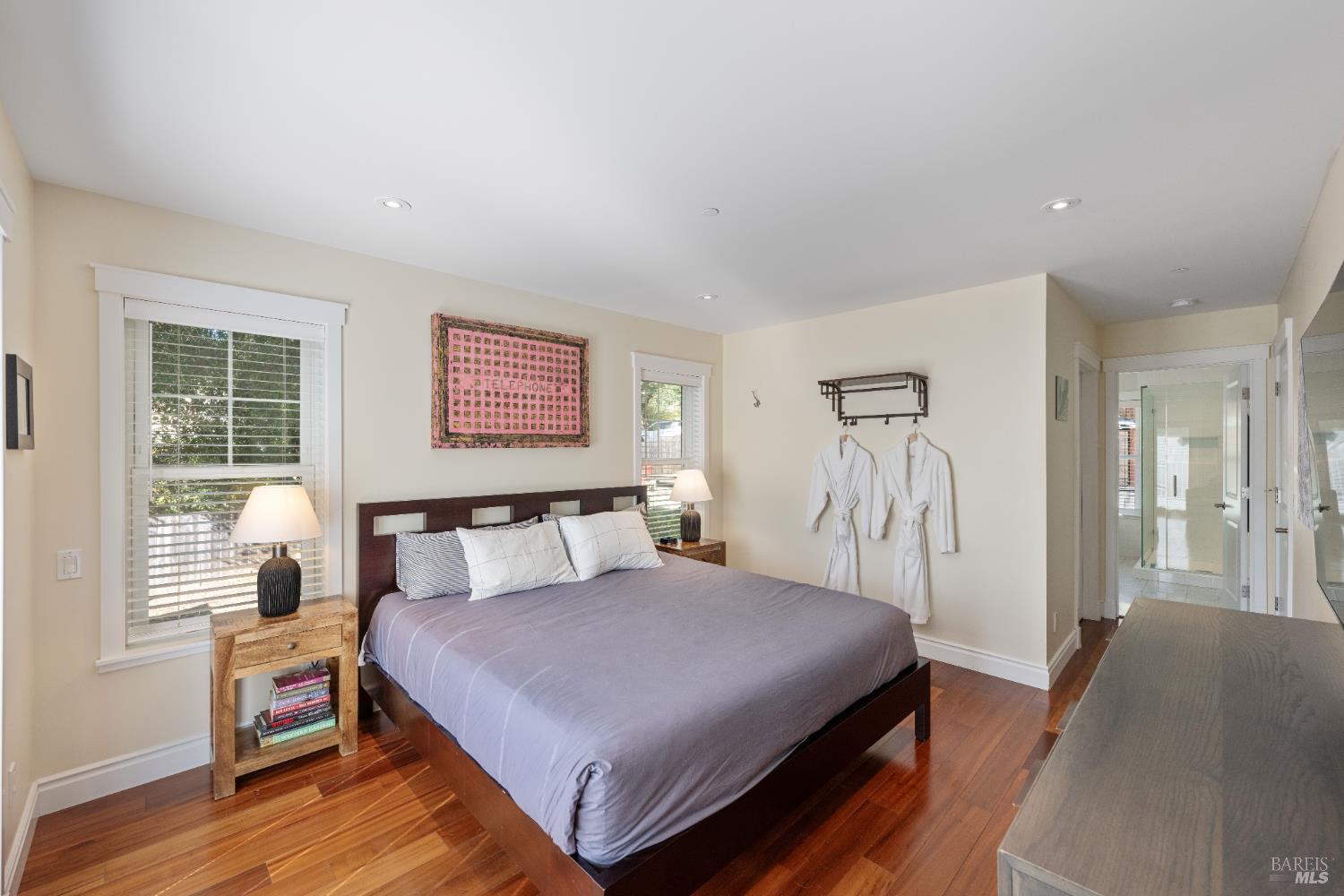 4920 Warm Springs Road Glen Ellen, CA 95442 - Photo 14 of 50 Large primary suite.