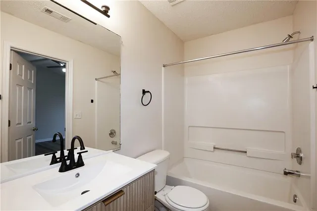 $2,150 | 4645 Valais Court, Alpharetta, GA 30022