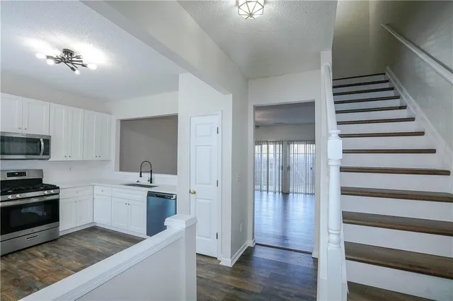 $2,150 | 4645 Valais Court, Alpharetta, GA 30022