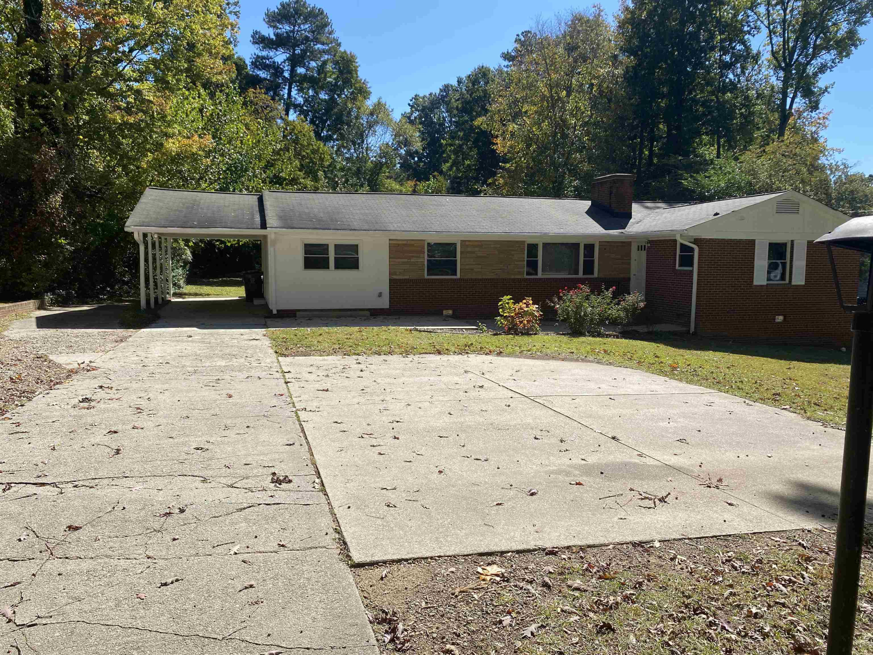 633 Buck Jones Road Raleigh, NC 27606 - Photo 4 of 20 Parking