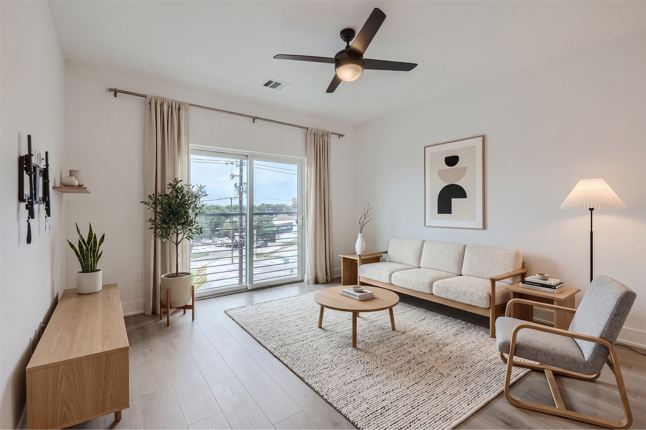 2220 Webberville Road, Unit 302 Austin, TX 78702 - Photo 2 of 8 Virtually Staged