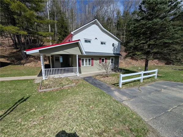 $170,000 | 722 Interstate Parkway, Bradford, PA 16701