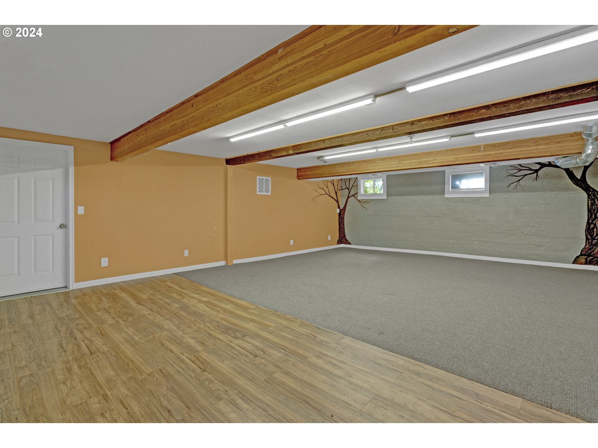 15525 Northeast Caples Road Brush Prairie, WA 98606 - Photo 32 of 40 a view of an empty room