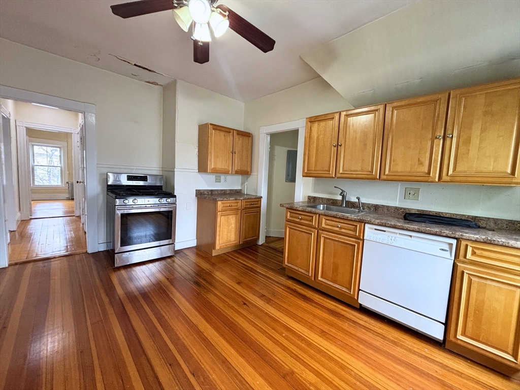23 Park Road, Unit 3 Belmont, MA 02478 - Photo 14 of 15