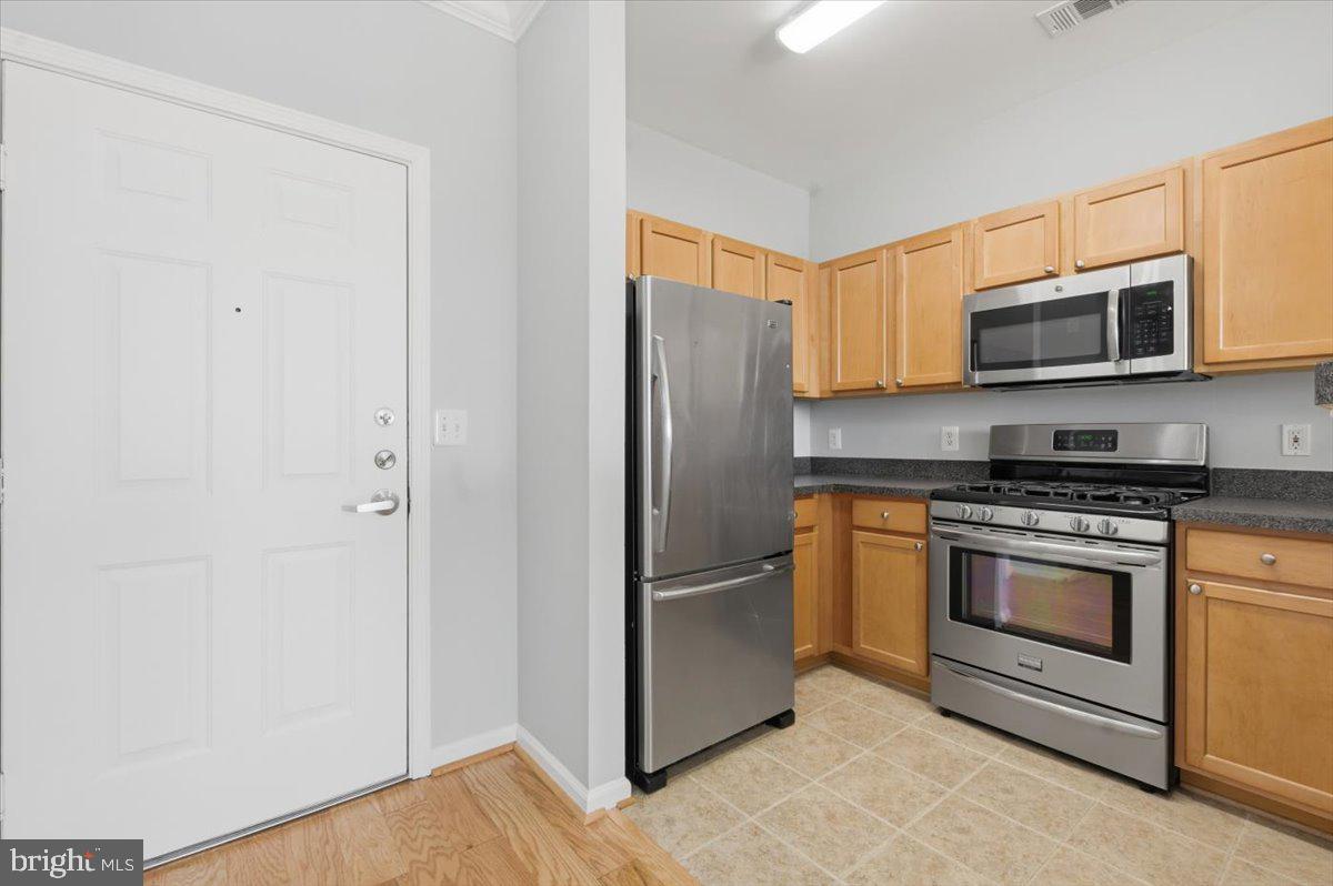 12000 Market Street, Unit 386 Reston, VA 20190 - Photo 20 of 49