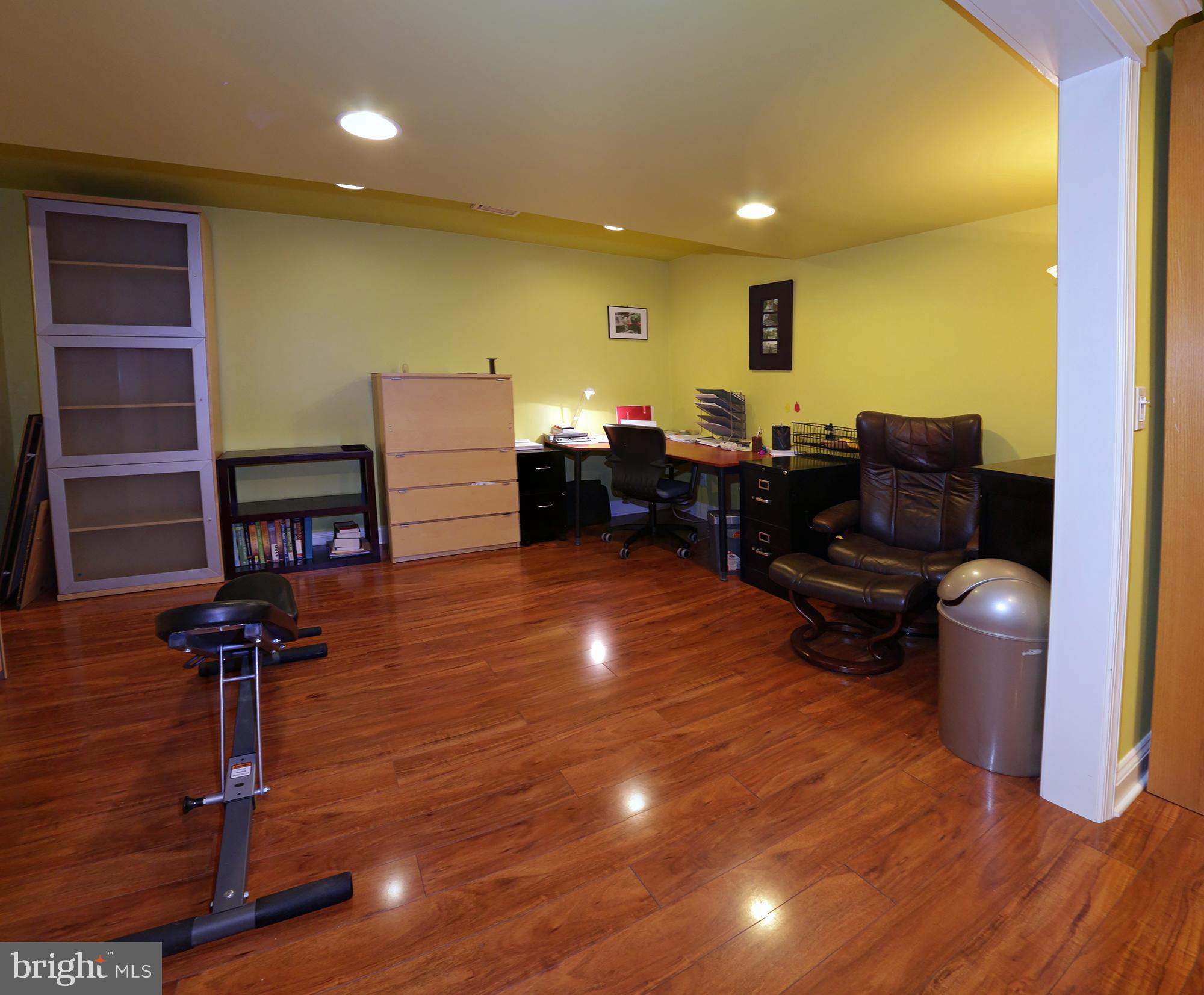 309 Bloomfield Drive Lititz, PA 17543 - Photo 46 of 50 Finished basement / office