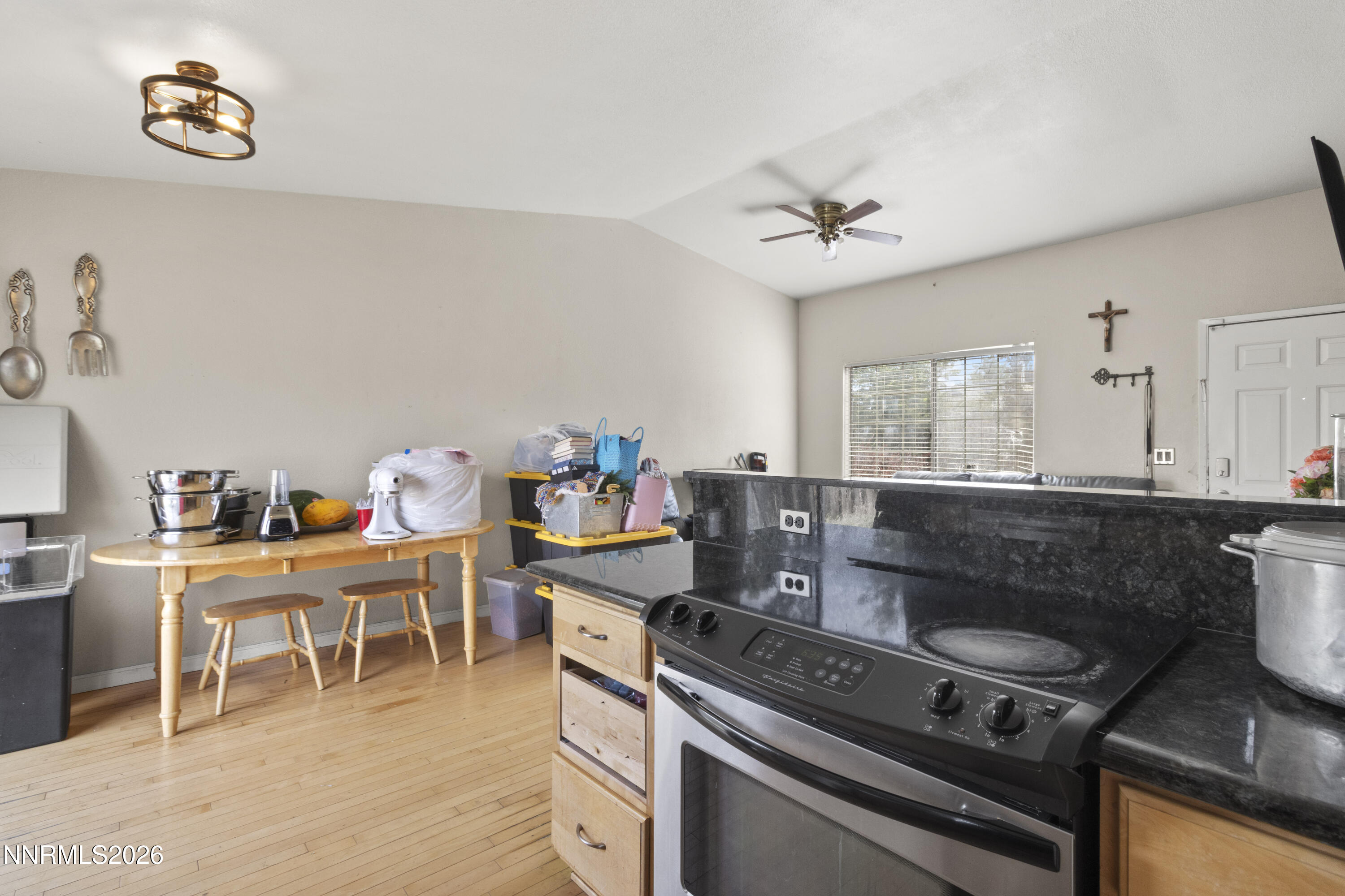 8419 Sopwith Boulevard Reno, NV 89506 - Photo 14 of 29 8419 Sopwith Blvd 14